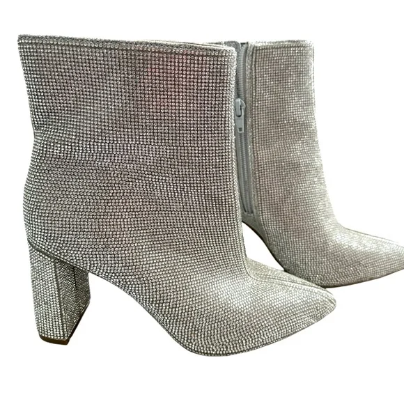 I. N. C. Rhinestone Block Chunky heel Ankle Bootie Color Silver Size 6.5 - Picture 2 of 7